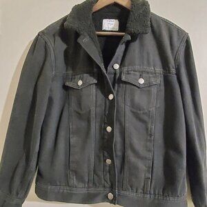 Oversized Sherpa-Lined Boyfriend Black Jean Jacket